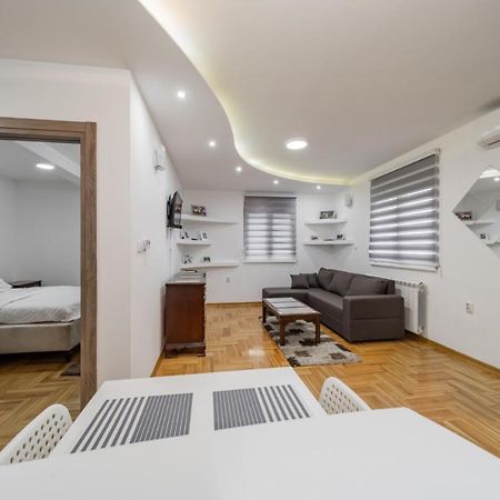 Appartamento Port 1 Belgrado Esterno foto