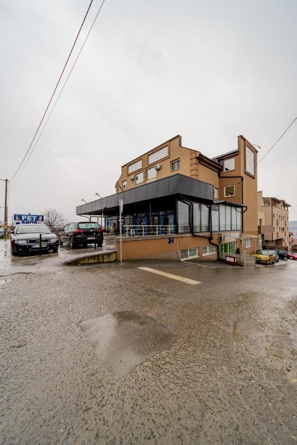 Appartamento Port 1 Belgrado Esterno foto