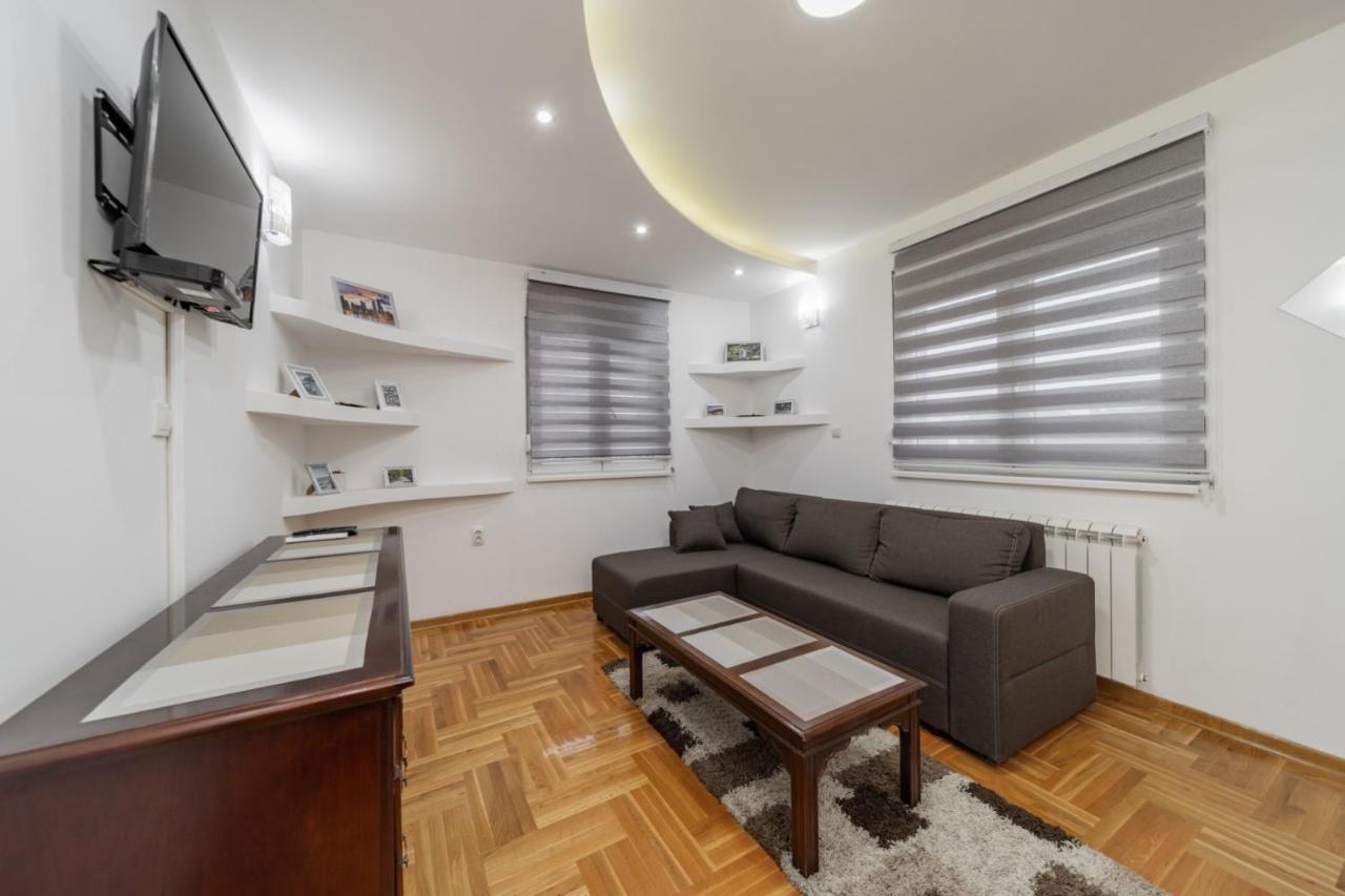 Appartamento Port 1 Belgrado Esterno foto